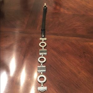 Chicos black contemporary belt